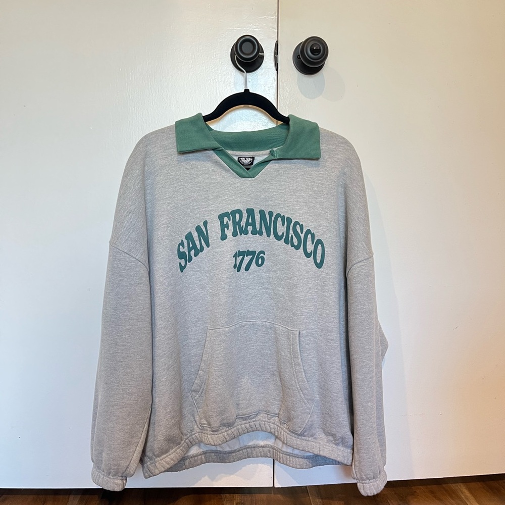 PacSun Gray and Green Sweatshirt